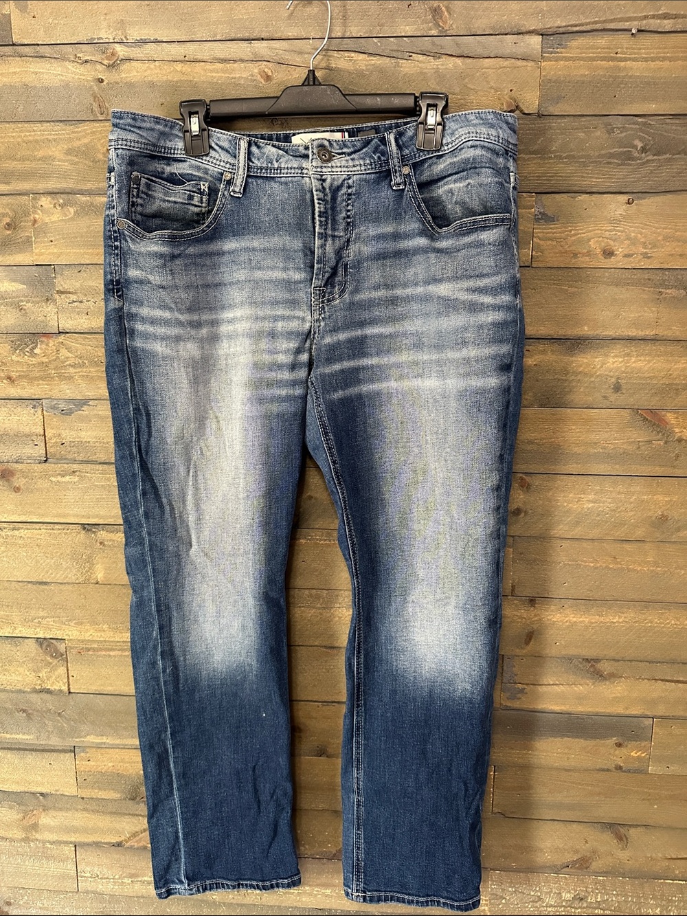Relaxed-Fit Mid Blue Washed Men's Jeans